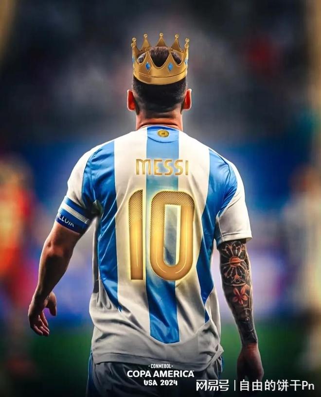 记者：拜仁计划签下17岁厄瓜多尔中卫奥拉亚，并准备将其外租（记者称拜仁拟引进17岁厄瓜多尔中卫奥拉亚，签约后将外租）