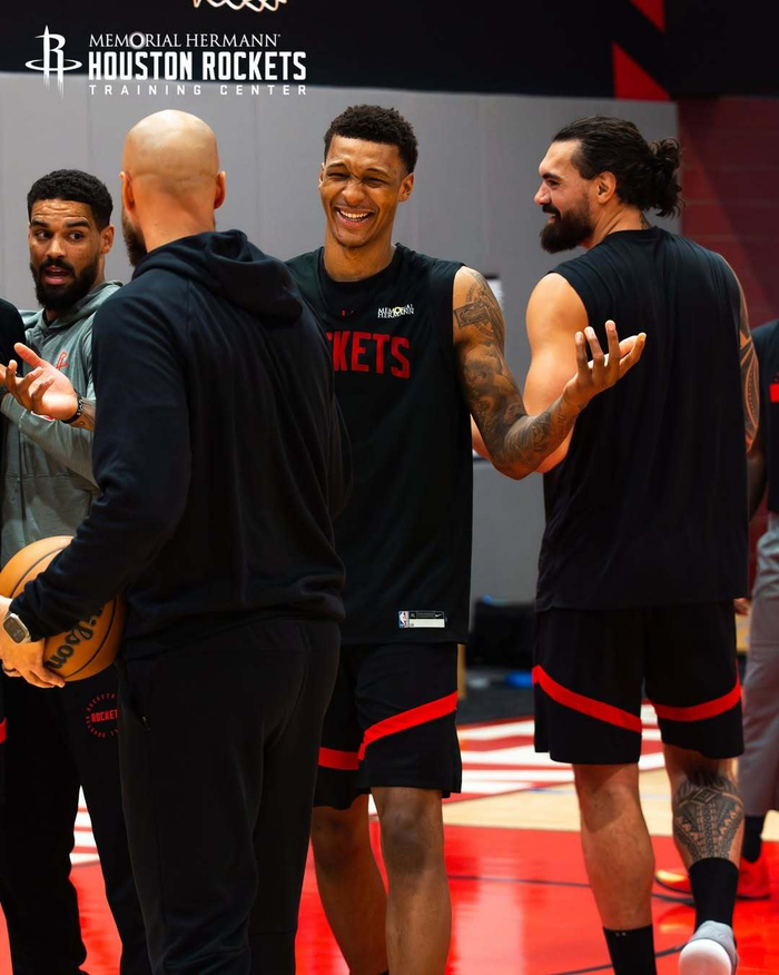 撑起球队前三节！马瑟林&西亚卡姆合砍48分，罚球9中9（马瑟林与西亚卡姆联手轰48分，前三节扛起球队，罚球9罚9中）